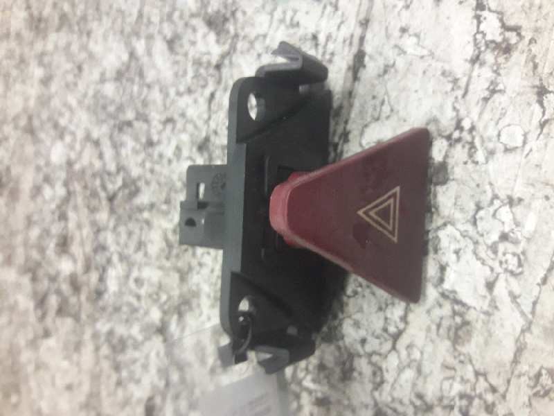 Recambio de warning para peugeot 307 (s1) xn referencia OEM IAM 9643219577 3 PINS 