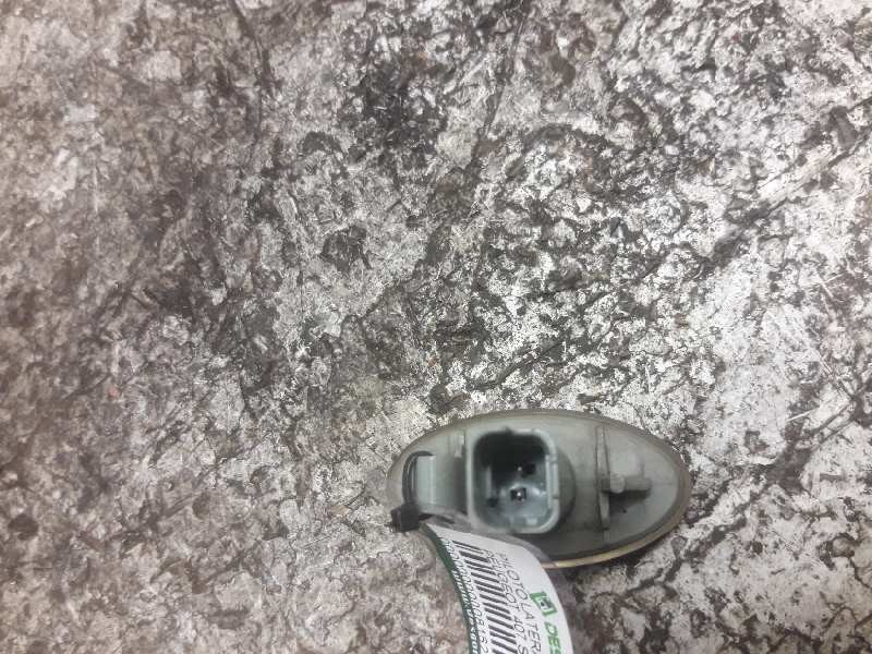 Recambio de piloto lateral izquierdo para peugeot 407 st sport referencia OEM IAM 9680057480  