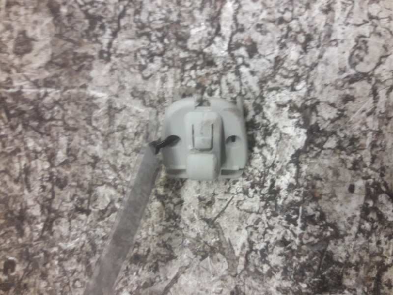 Recambio de soportes de parasoles para peugeot 407 st sport referencia OEM IAM  IZQUIERDO 