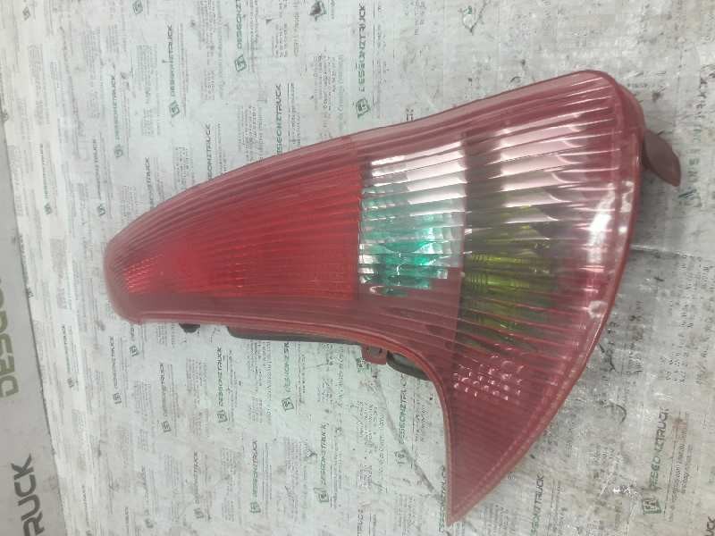 Recambio de piloto trasero izquierdo para peugeot 206 sw xs referencia OEM IAM   
