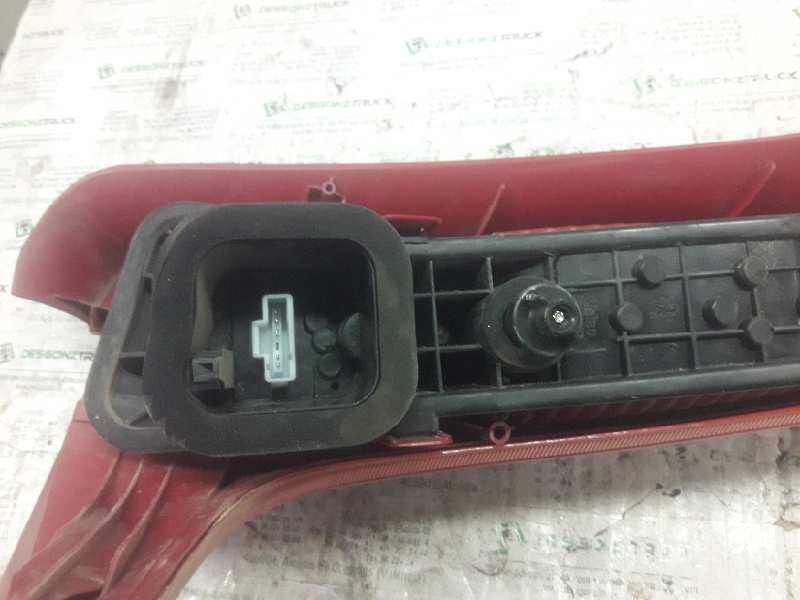 Recambio de piloto trasero izquierdo para peugeot 206 sw xs referencia OEM IAM   