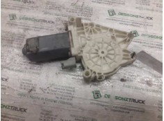 Recambio de motor elevalunas delantero derecho para peugeot 206 cc referencia OEM IAM 9636627580 2 PINS 