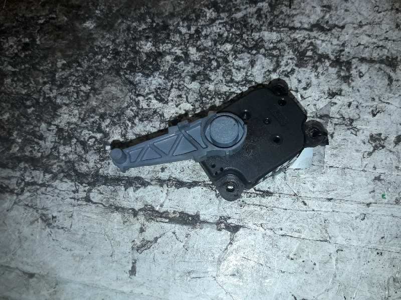 Recambio de motor calefaccion para peugeot 207 confort referencia OEM IAM F663746XC 6 PINS 