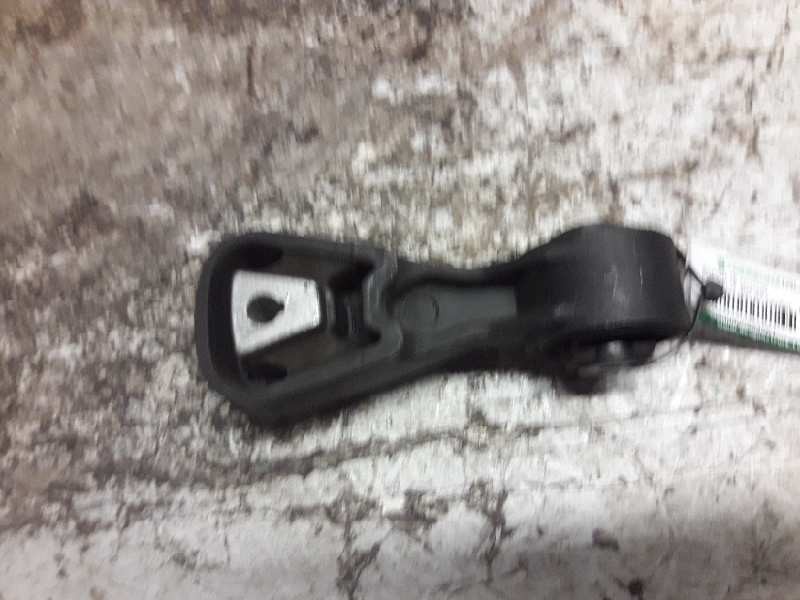Recambio de soporte motor para peugeot 407 st confort referencia OEM IAM 286618629  