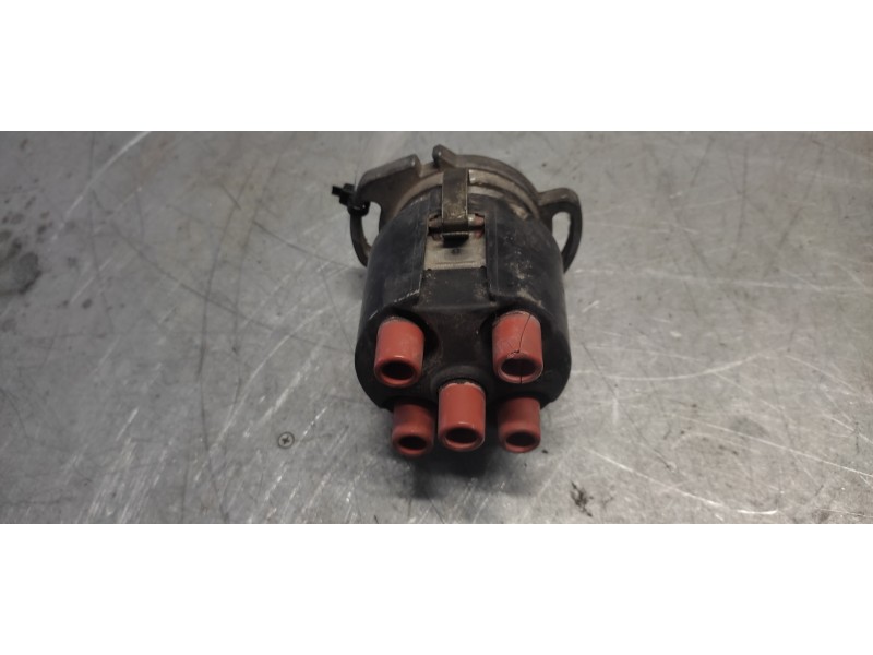 Recambio de delco para volkswagen golf iii berlina (1h1) 1.4 referencia OEM IAM 0237521050 030905205AA BOSCH