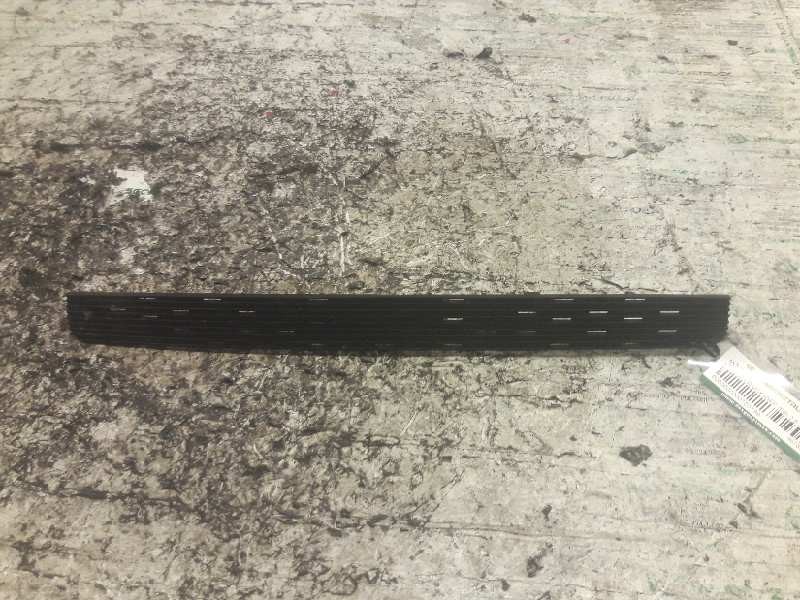 Recambio de moldura para chrysler voyager (es) 2.5 turbodiesel referencia OEM IAM 4678209  