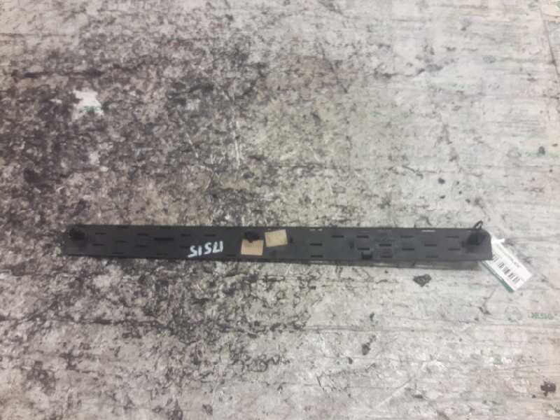 Recambio de moldura para chrysler voyager (es) 2.5 turbodiesel referencia OEM IAM 4678209  