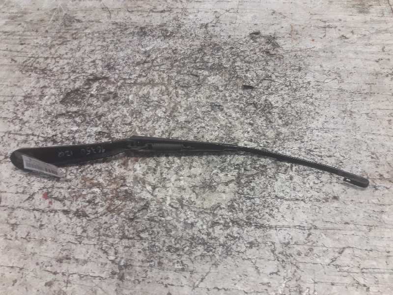 Recambio de brazo limpia delantero izquierdo para mg serie 75 (rj) 2.0 16v cdt referencia OEM IAM   