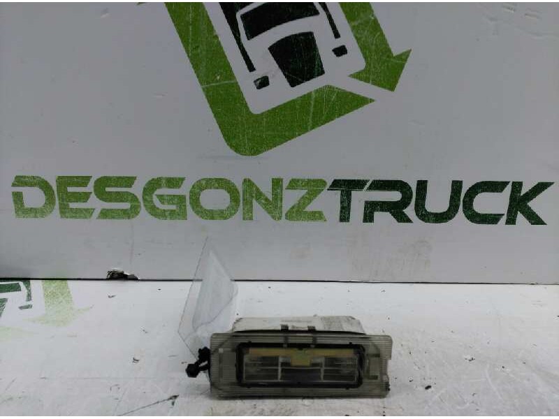 Recambio de piloto matricula para renault rapid/express (f40) 1.9 d familiar (f40p) referencia OEM IAM 7701366149  