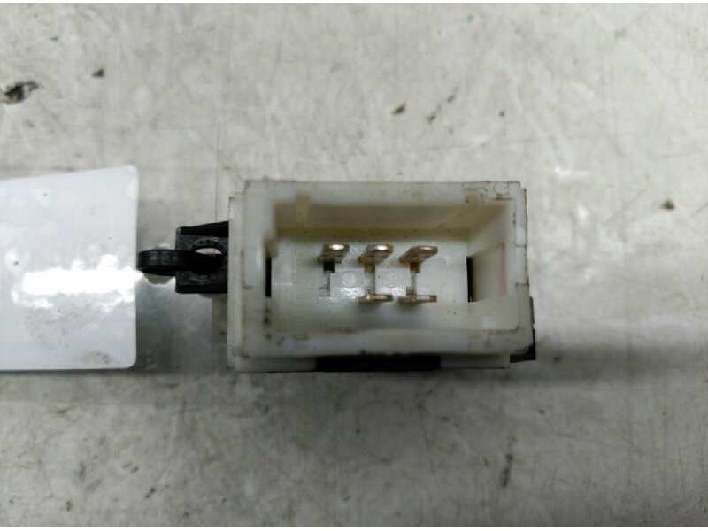 Recambio de mando elevalunas delantero derecho para renault laguna (b56) 2.0 d rn (b56f/g) referencia OEM IAM   