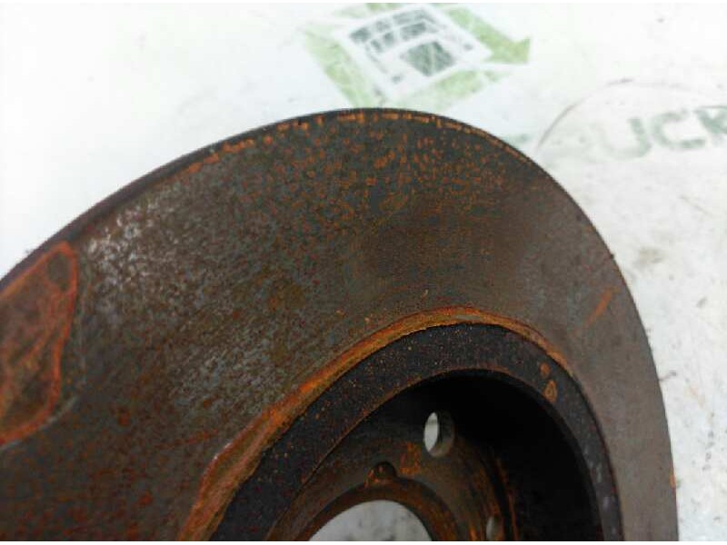 Recambio de disco freno delantero para peugeot 205 berlina 1.1 mito referencia OEM IAM 424995  