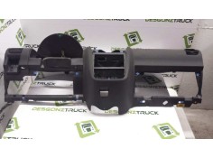 Recambio de salpicadero para opel corsa c club referencia OEM IAM 13156178  