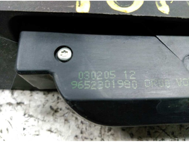 Recambio de cerradura maletero / porton para citroën c2 empresa referencia OEM IAM 9652301980  