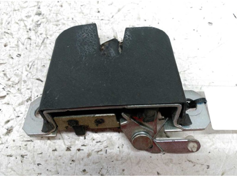 Recambio de cerradura maletero / porton para seat ibiza (6l1) cool referencia OEM IAM 6L6827505A  