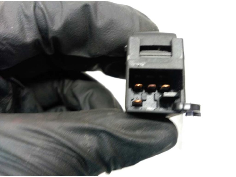 Recambio de mando elevalunas trasero derecho para volkswagen golf iv berlina (1j1) básico referencia OEM IAM 3B0959855B  