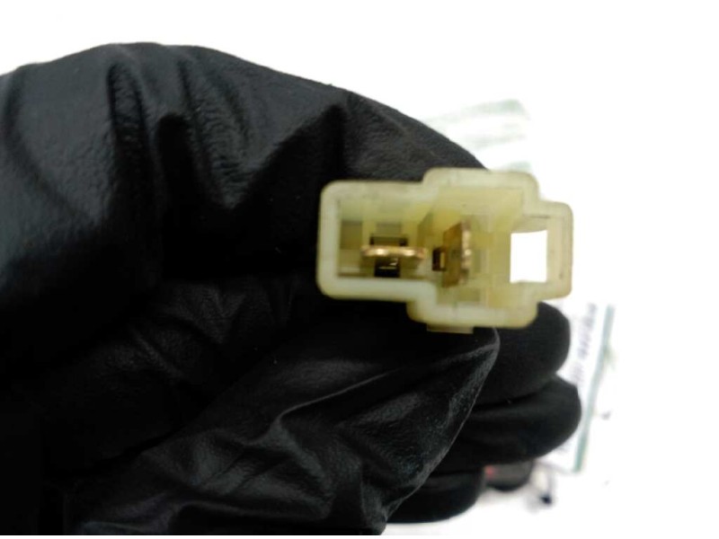 Recambio de motor cierre centralizado trasero derecho para kia pride glxi familiar referencia OEM IAM   