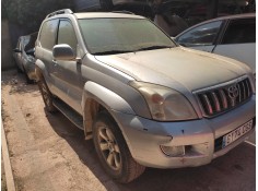 toyota land cruiser (j12) del año 2003