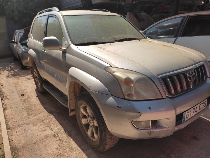 toyota land cruiser (j12) del año 2003
