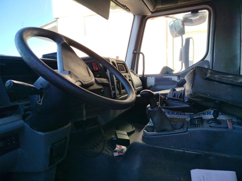 renault midlum del año 2004