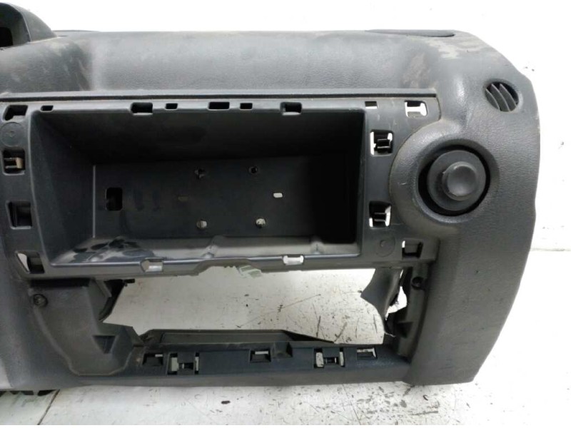 Recambio de salpicadero para peugeot partner (s2) totem referencia OEM IAM 9644457580  