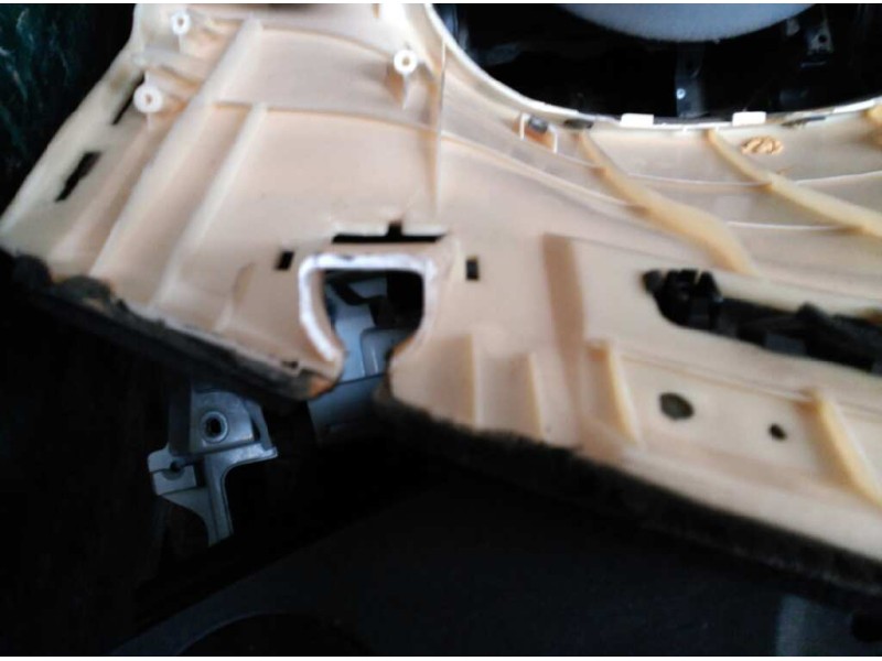 Recambio de salpicadero para kia carnival ii 2.9 cdri ex referencia OEM IAM OK52Y60350DCQ  