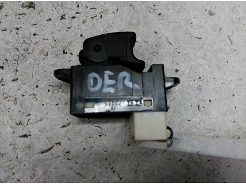 Recambio de mando elevalunas delantero derecho para kia carnival ii 2.9 cdri ex referencia OEM IAM   