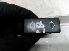 Recambio de mando elevalunas delantero izquierdo para peugeot 205 berlina 1.8 d generation referencia OEM IAM   