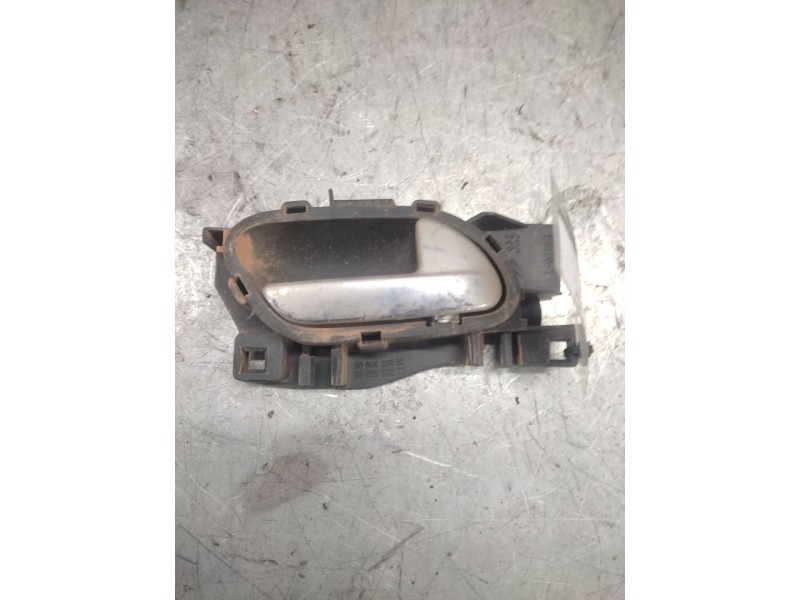 Recambio de maneta interior delantera derecha para peugeot 308 confort referencia OEM IAM   