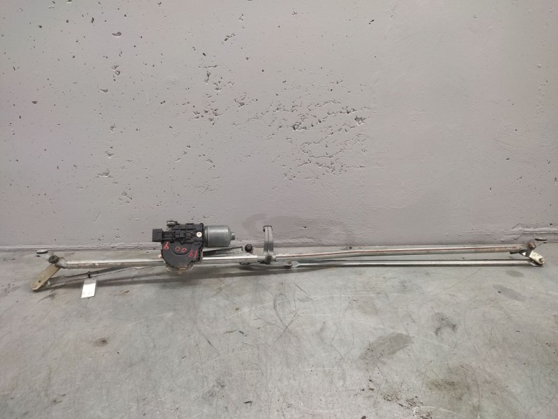 Recambio de motor limpia delantero para peugeot 308 confort referencia OEM IAM 0390241869  4 PINS