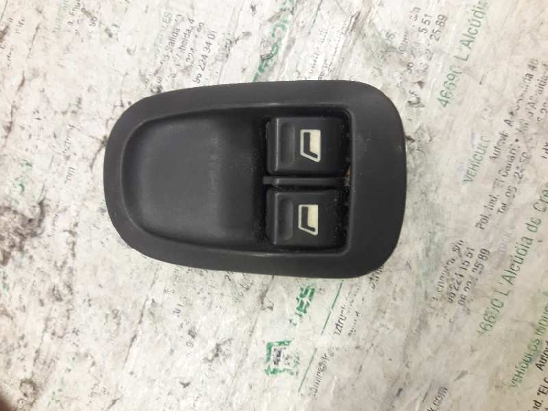 Recambio de mando elevalunas delantero izquierdo para peugeot 206 berlina xr referencia OEM IAM   