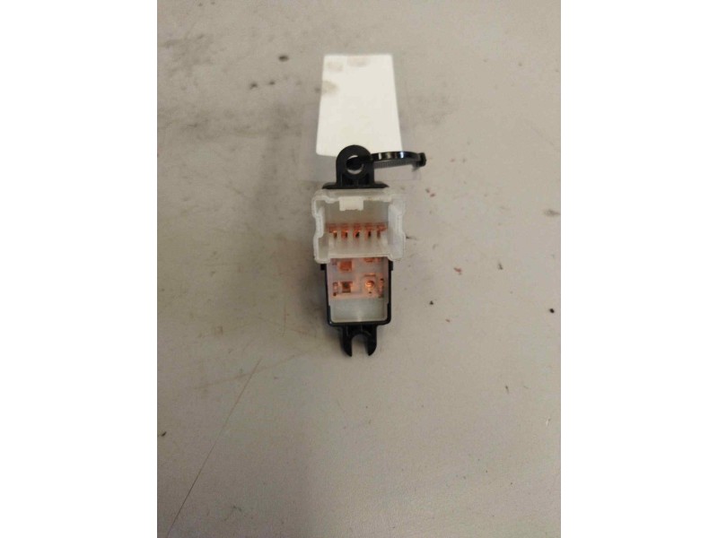 Recambio de mando elevalunas delantero derecho para renault serie d referencia OEM IAM 7485148514  