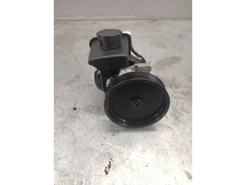 Recambio de bomba servodireccion para mercedes-benz clase c (w203) c 180 (203.035) referencia OEM IAM 0034664001  