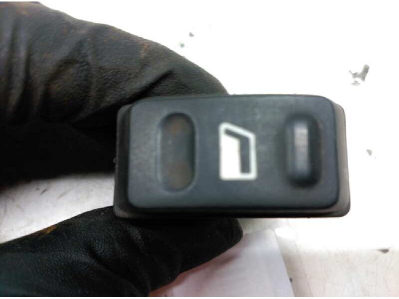 Recambio de mando elevalunas delantero derecho para citroën xsara picasso 2.0 hdi exclusive plus referencia OEM IAM   