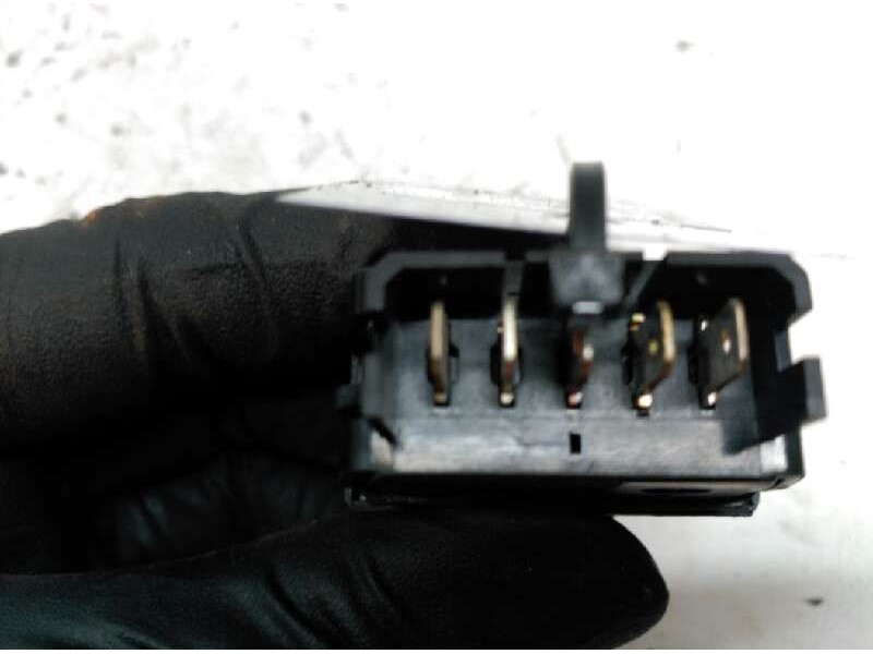 Recambio de mando elevalunas delantero derecho para citroën xsara picasso 2.0 hdi exclusive plus referencia OEM IAM   