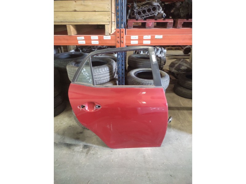 Recambio de puerta trasera derecha para peugeot 308 confort referencia OEM IAM   