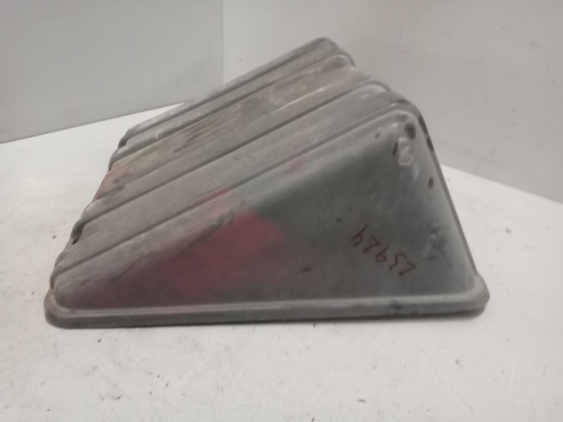 Recambio de tapa bateria para iveco eurocargo 5.9 diesel referencia OEM IAM   