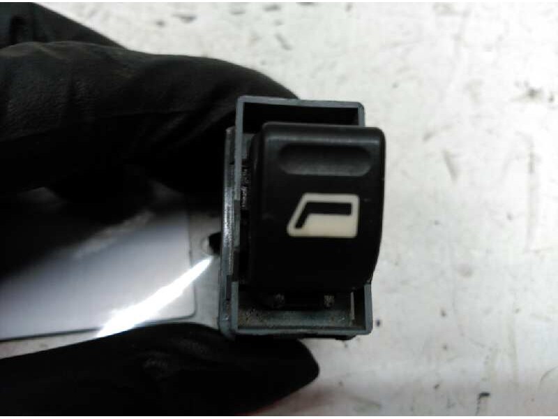 Recambio de mando elevalunas delantero derecho para peugeot 307 (s1) xr clim plus referencia OEM IAM   