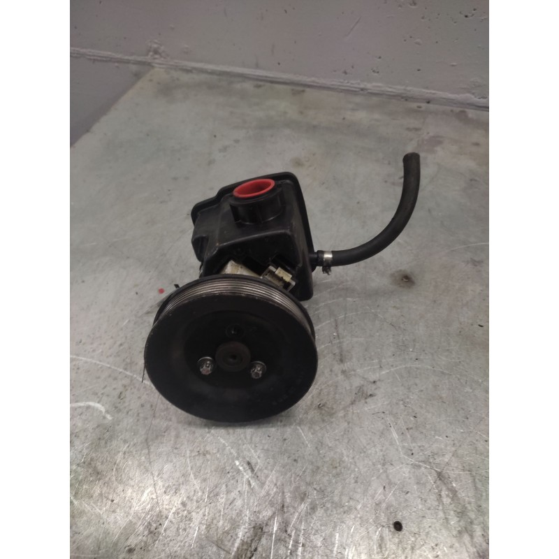 Recambio de bomba servodireccion para mercedes-benz sprinter 02.00  caja cerrada 416 cdi (904.662) referencia OEM IAM   