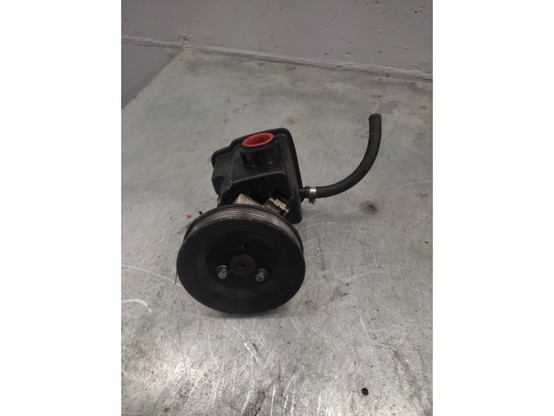 Recambio de bomba servodireccion para mercedes-benz sprinter 02.00  caja cerrada 416 cdi (904.662) referencia OEM IAM   