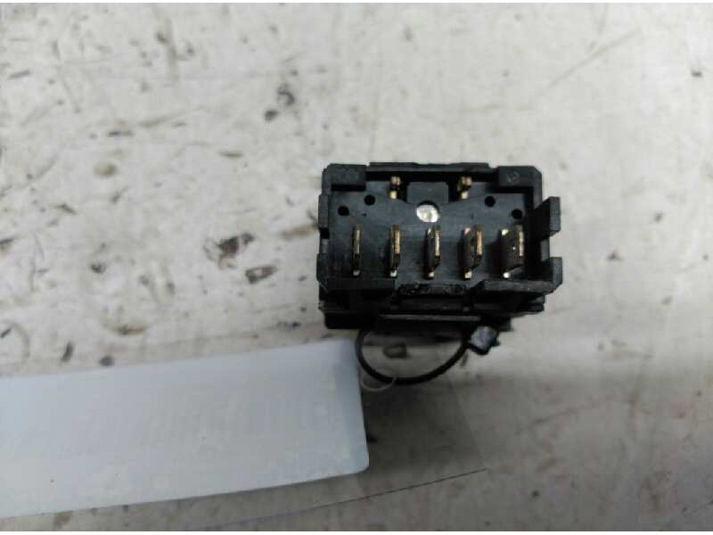 Recambio de mando elevalunas delantero derecho para peugeot 406 berlina (s1/s2) stdt referencia OEM IAM   