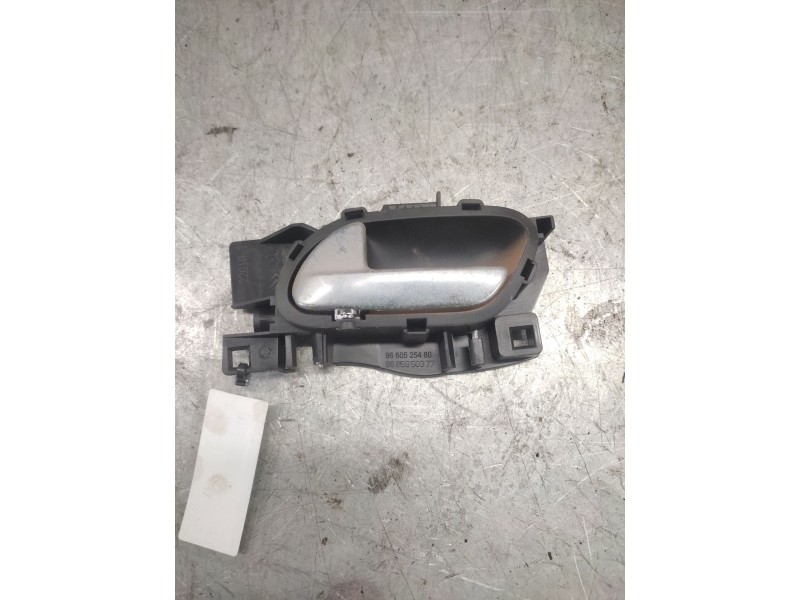 Recambio de maneta interior trasera izquierda para peugeot 308 confort referencia OEM IAM   
