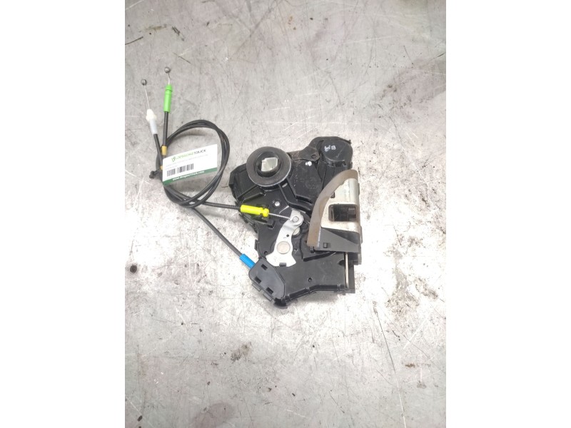Recambio de cerradura puerta delantera derecha para toyota auris active referencia OEM IAM  2 PINS 