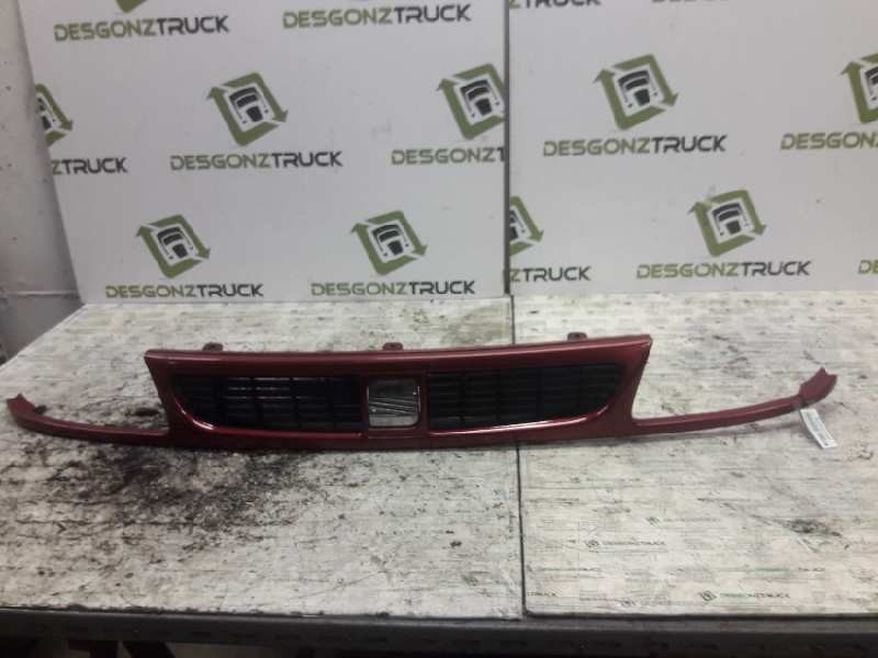 Recambio de rejilla delantera central para seat cordoba berlina (6k2) glx referencia OEM IAM   