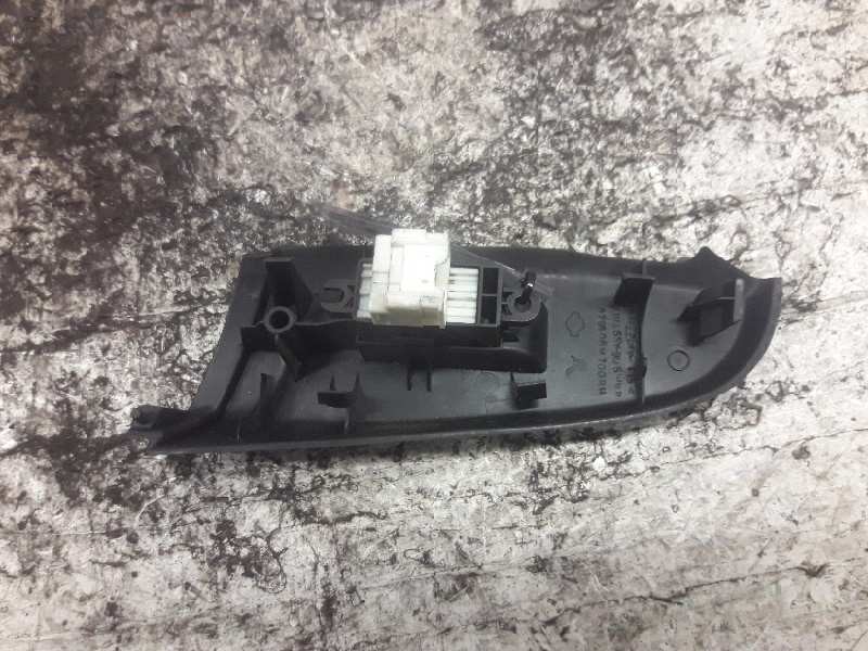 Recambio de mando elevalunas trasero derecho para nissan almera (n16/e) acenta referencia OEM IAM   