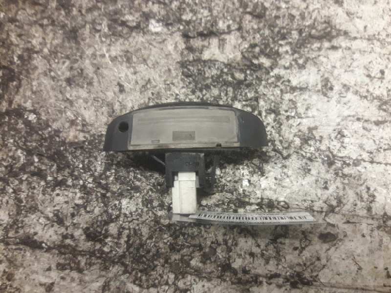 Recambio de piloto matricula para peugeot expert kombi confort acristaldo (5 asientos) referencia OEM IAM 1303499070 2 PINS 