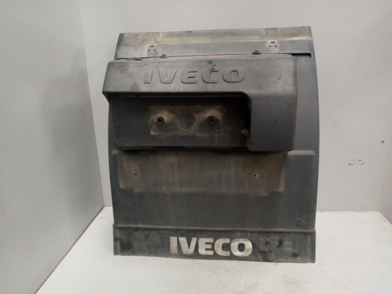 Recambio de guardabarros trasero izquierdo para iveco stralis (as) 11.1 diesel referencia OEM IAM   