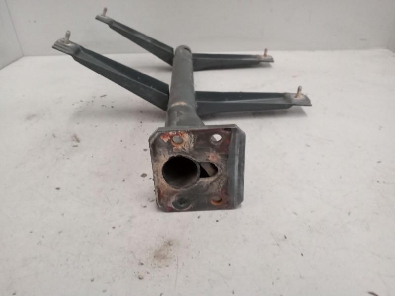 Recambio de soporte para iveco eurocargo 5.9 diesel referencia OEM IAM 8142633  