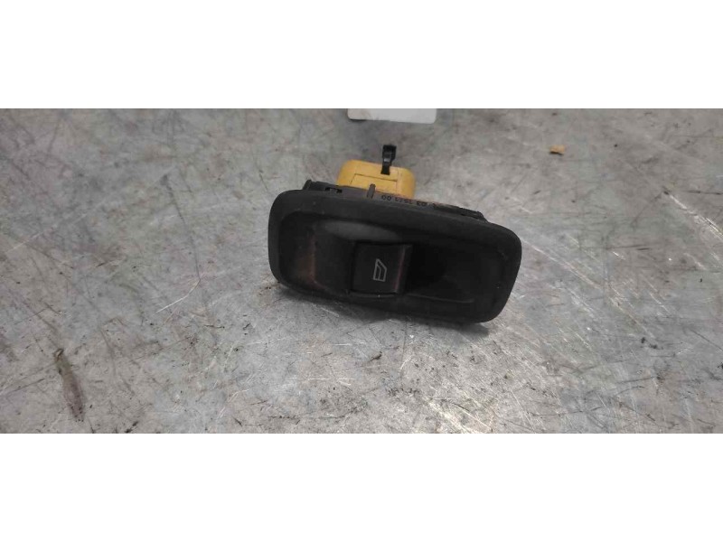 Recambio de mando elevalunas delantero derecho para ford fiesta (cb1) ambiente referencia OEM IAM 8A6T14529AA 6 PINS 