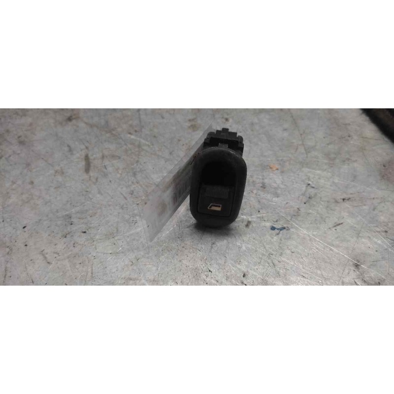 Recambio de mando elevalunas delantero derecho para citroën c3 hdi 70 furio referencia OEM IAM 96605364XT 7 PINS 