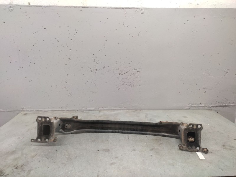 Recambio de refuerzo paragolpes delantero para seat toledo (5p2) magnus referencia OEM IAM   